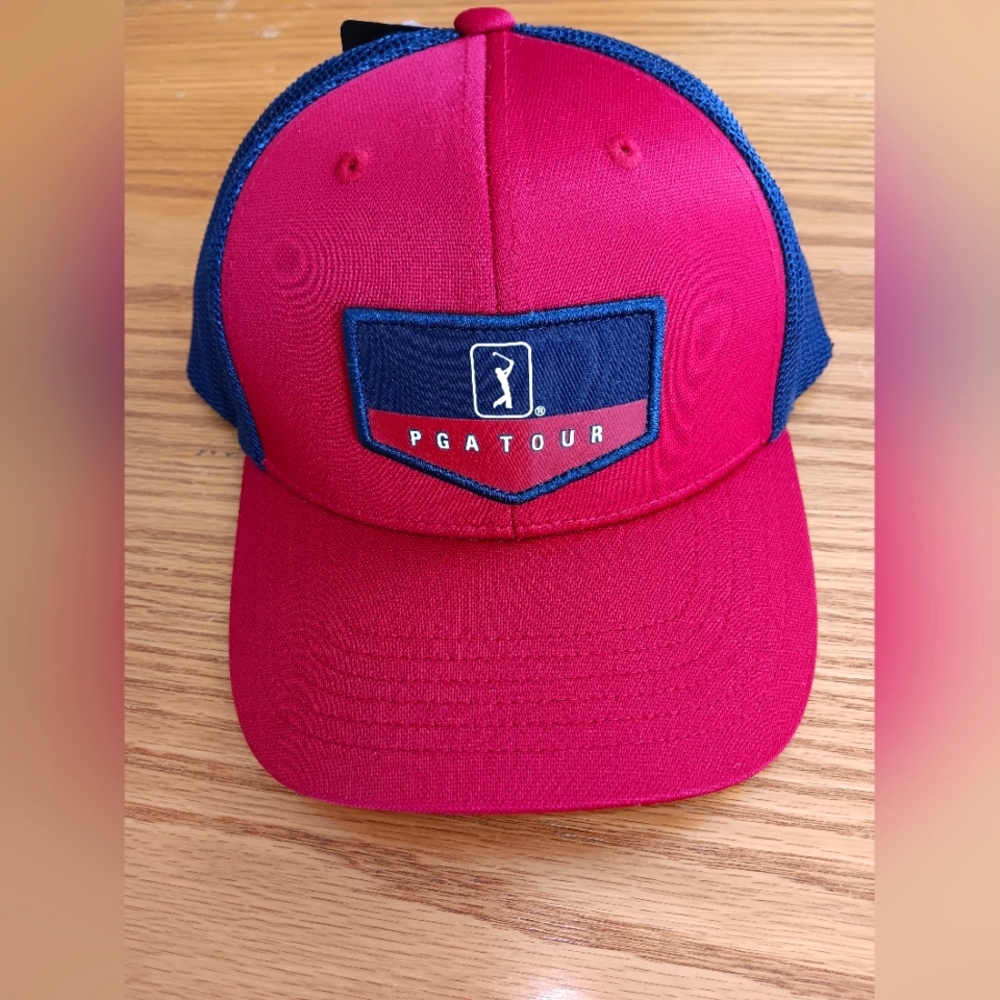 PGA TOUR PRO Golf Hat NWT clean